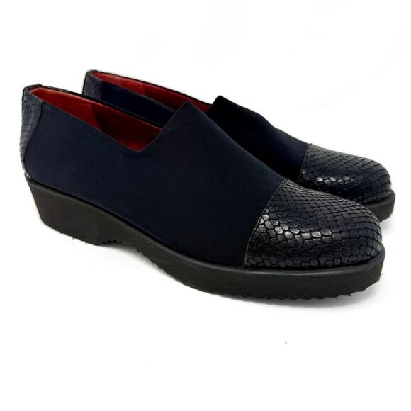 Donald J. Pliner Ciara Black Slip On Shoe Size 8.5 Narrow Snake Print New in Box - Picture 1 of 6